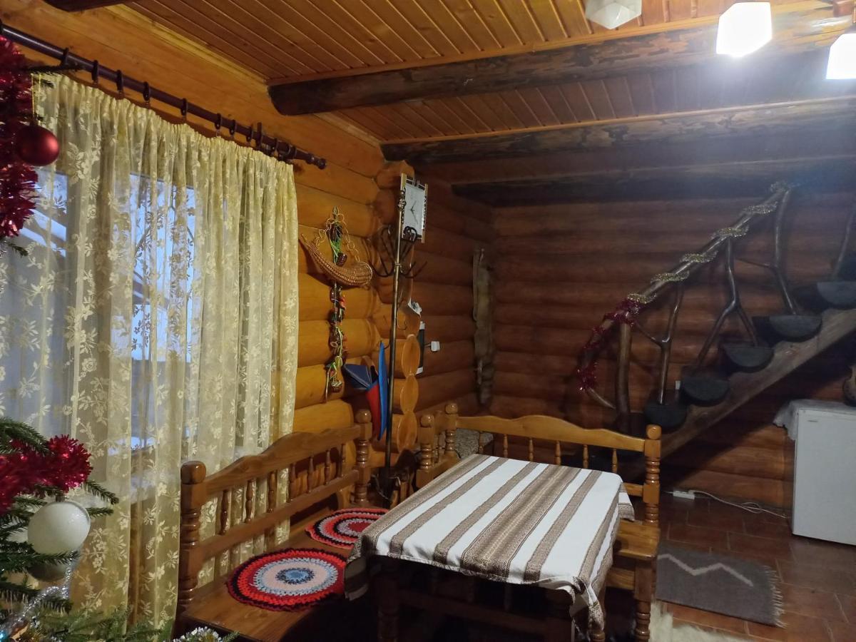 Затишний Будиночок Bukovets ภายนอก รูปภาพ